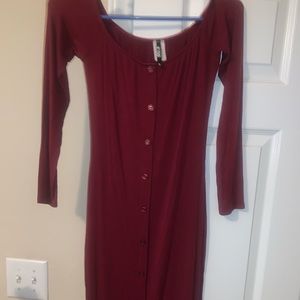 Burgundy off the shoulder midi women’s small dress